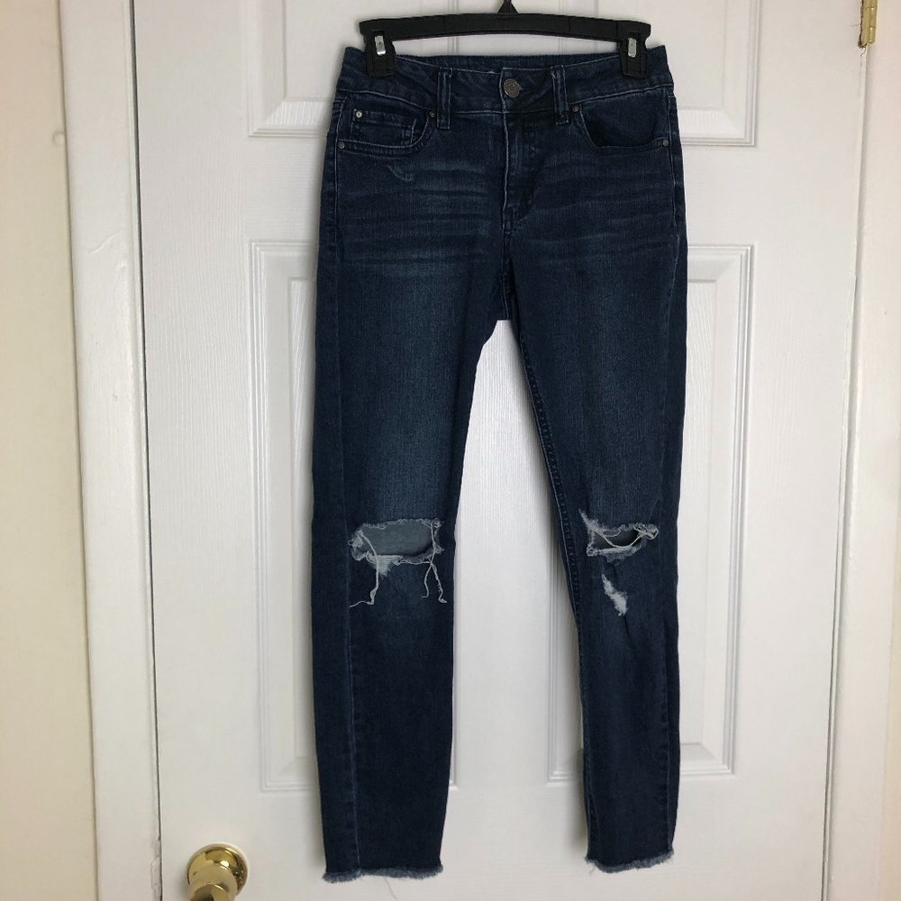 Refuge Dark Wash Mid Rise Raw Hem Skinny Jeans Women Size 0